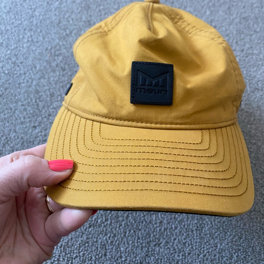 Melin Odyssey Thermal strap back hat